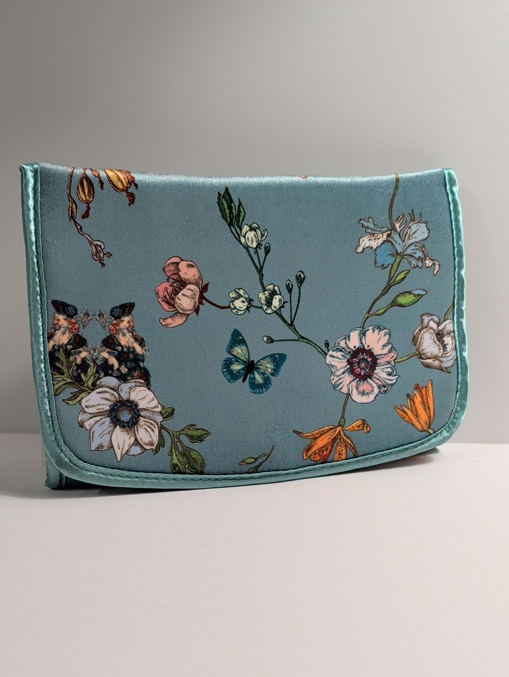 NWOT P.travel Floral Botanical Satin Fold-Out Travel Jewelry Organizer